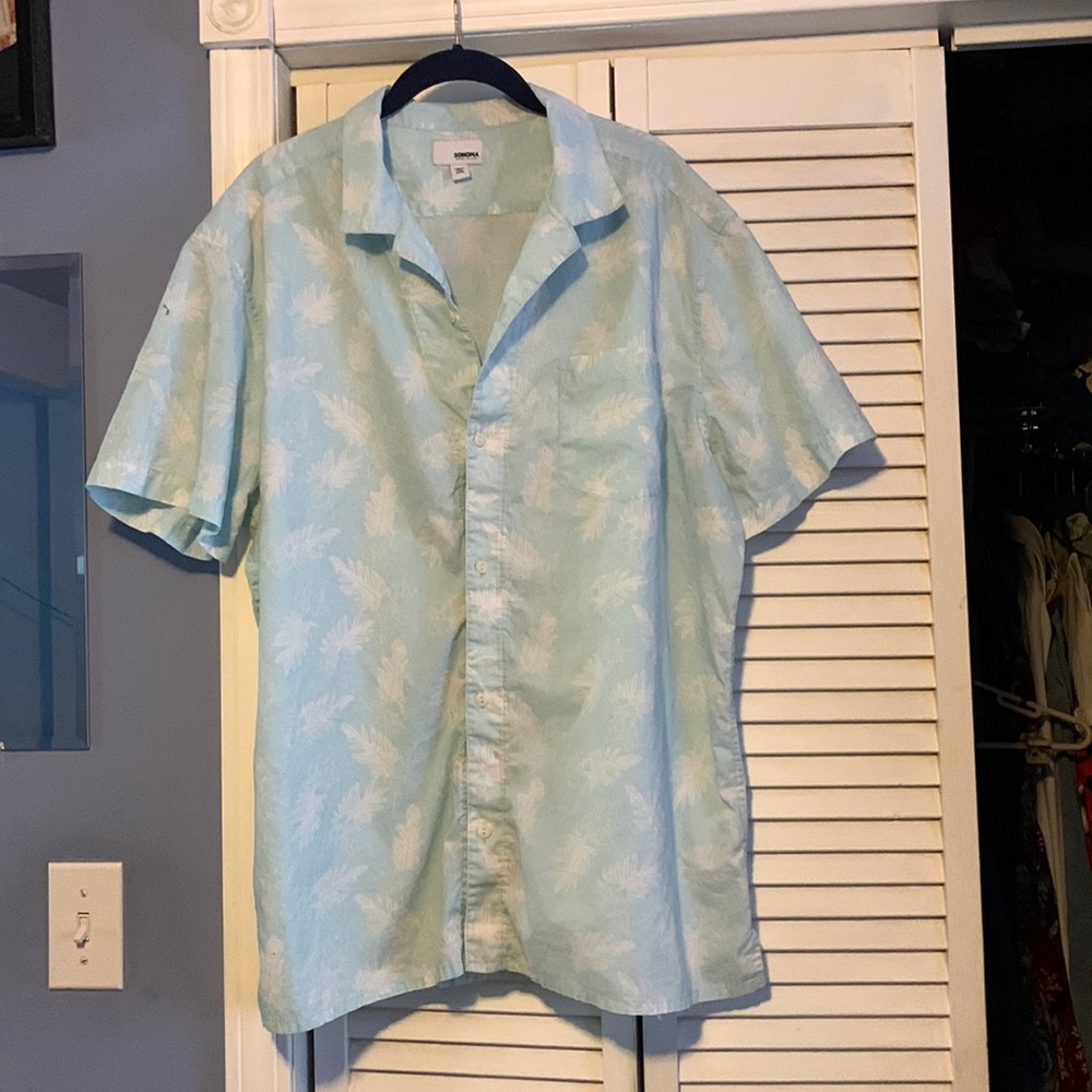 Men’s Light Blue Hawaiian Themed Shirt by Sonoma